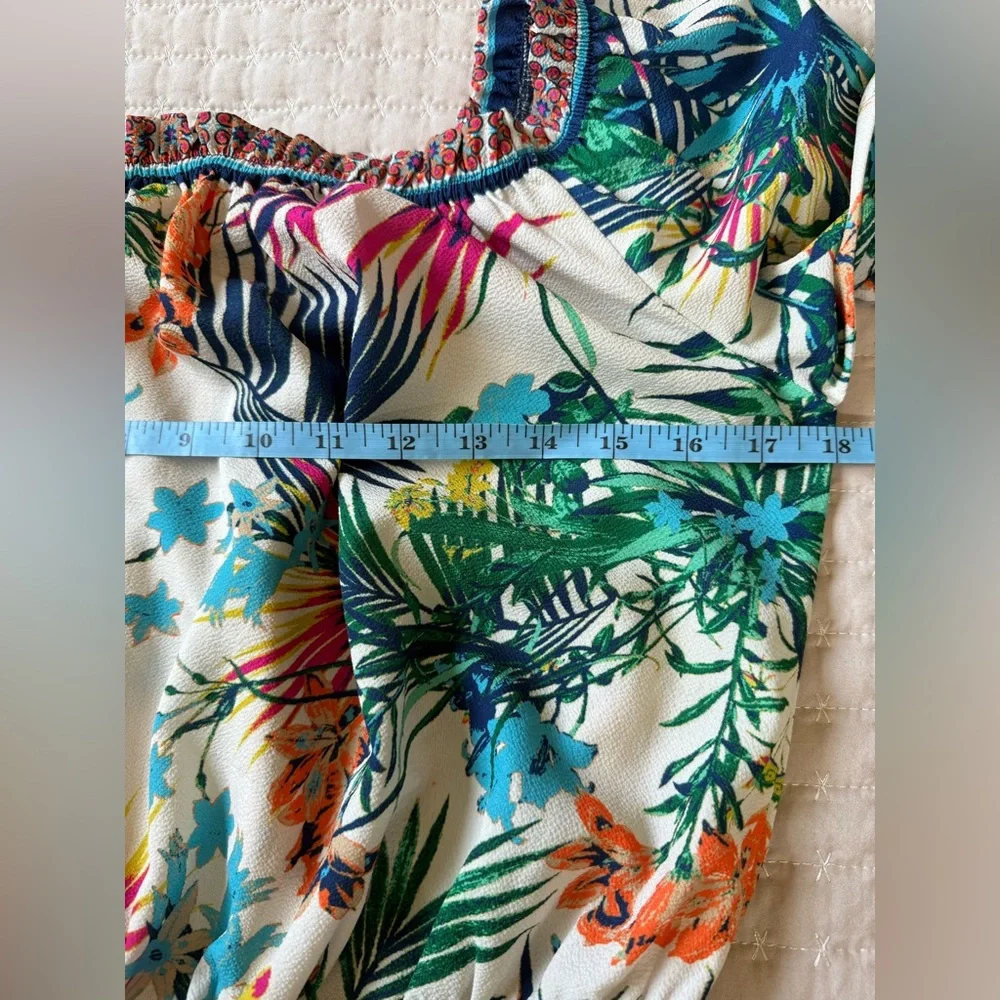 Flying Tomato‎ Top S  Off Shoulder Crop NWT